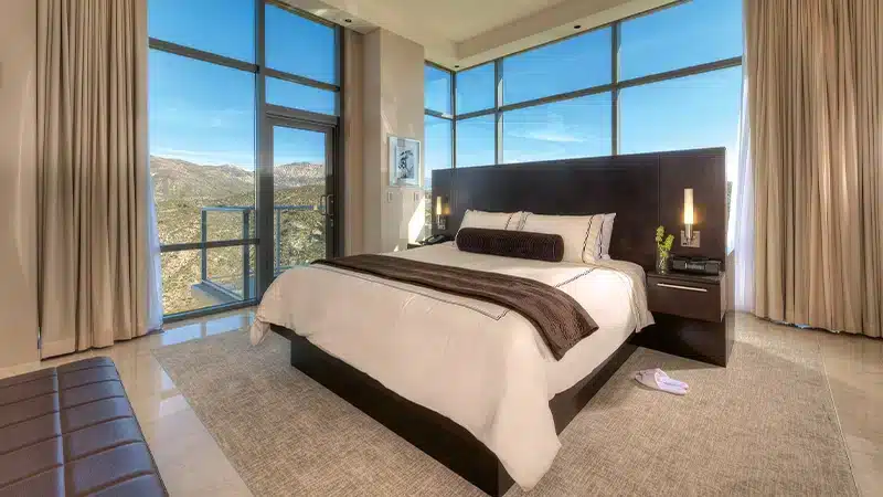 Hotel Luxury Suite 2025